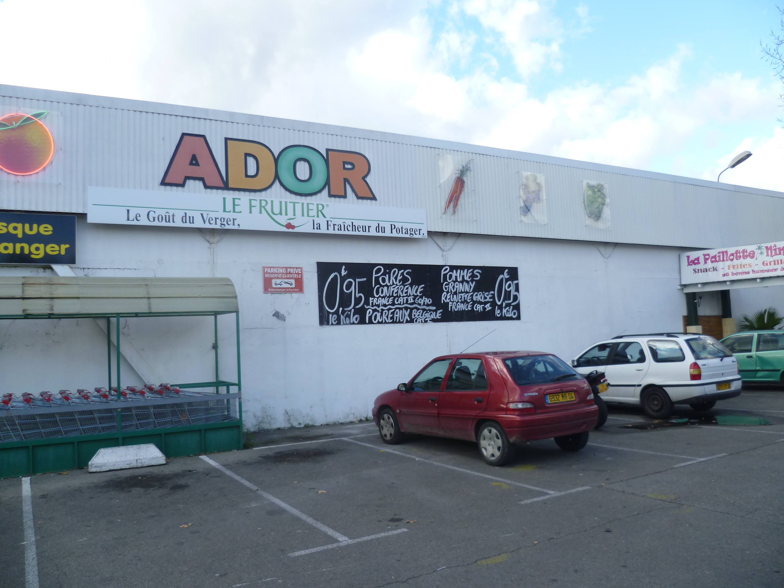 Création d'un magasin Ador Fruits à Nîmes par l'agence d'Architecture Brayer-Hugon