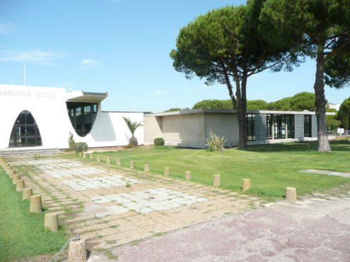 Carrefour 2000 rénovation et construction au Grau-du-Roi par l'agence ABH